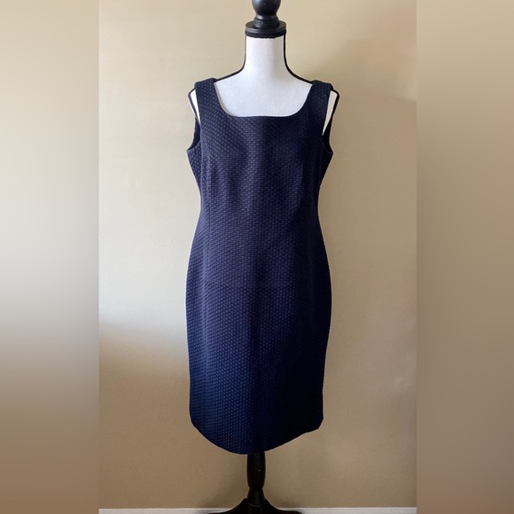 ARMANI dark navy textured sheath dress - Picture 3 of 7